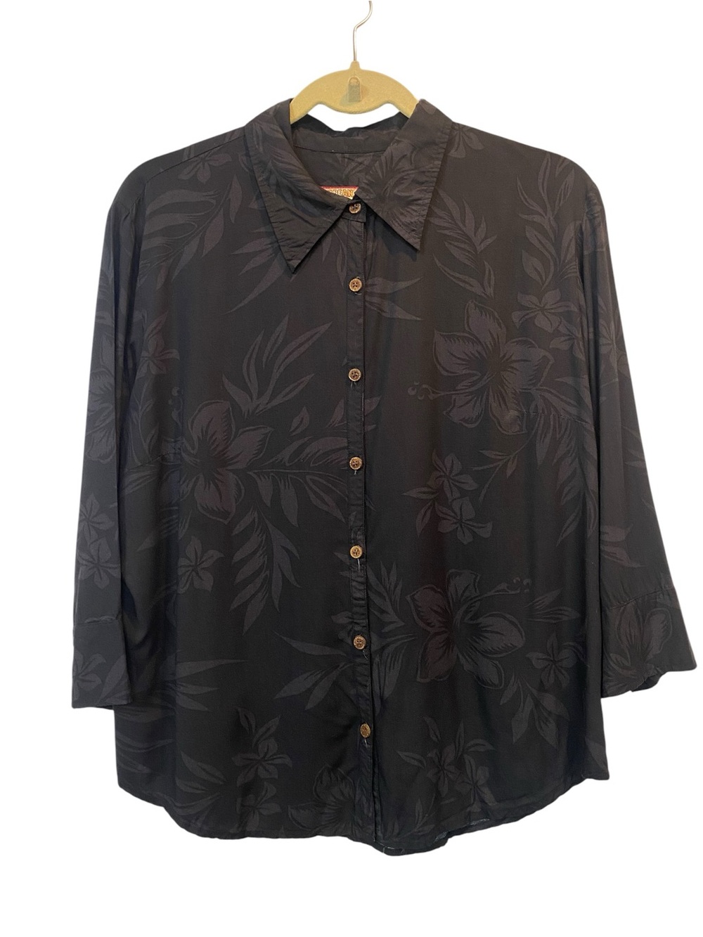 Caribbean Joe Women size L Floral Black Gray Vacation Tropical button up shirt